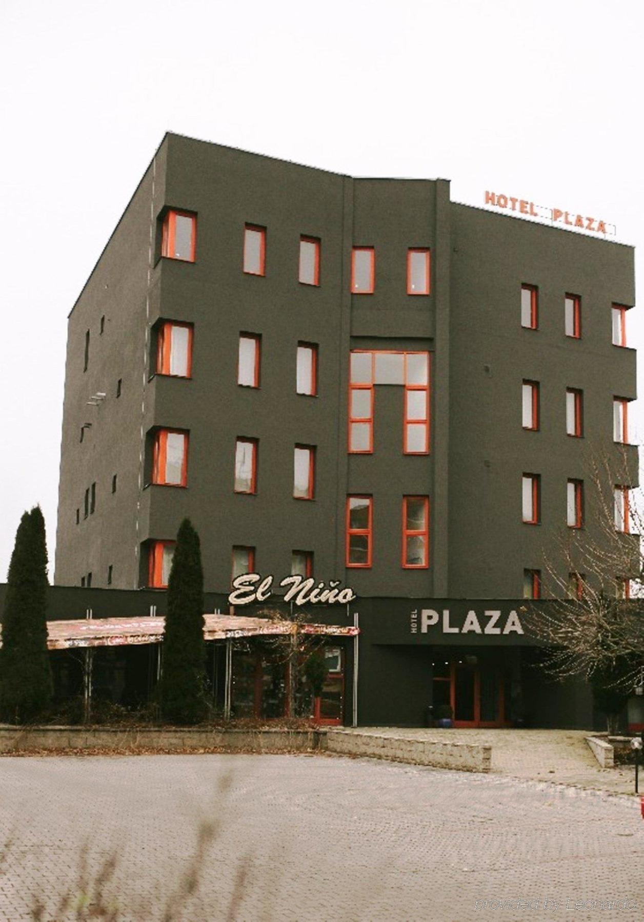 Hotel Plaza Mladá Boleslav Buitenkant foto