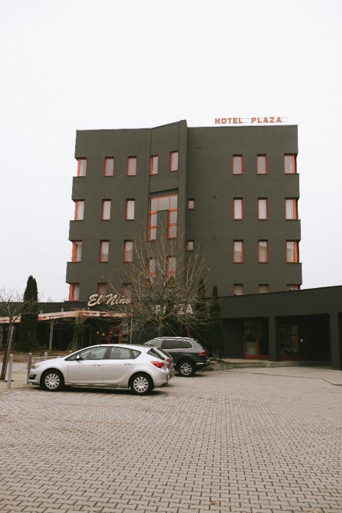 Hotel Plaza Mladá Boleslav Buitenkant foto